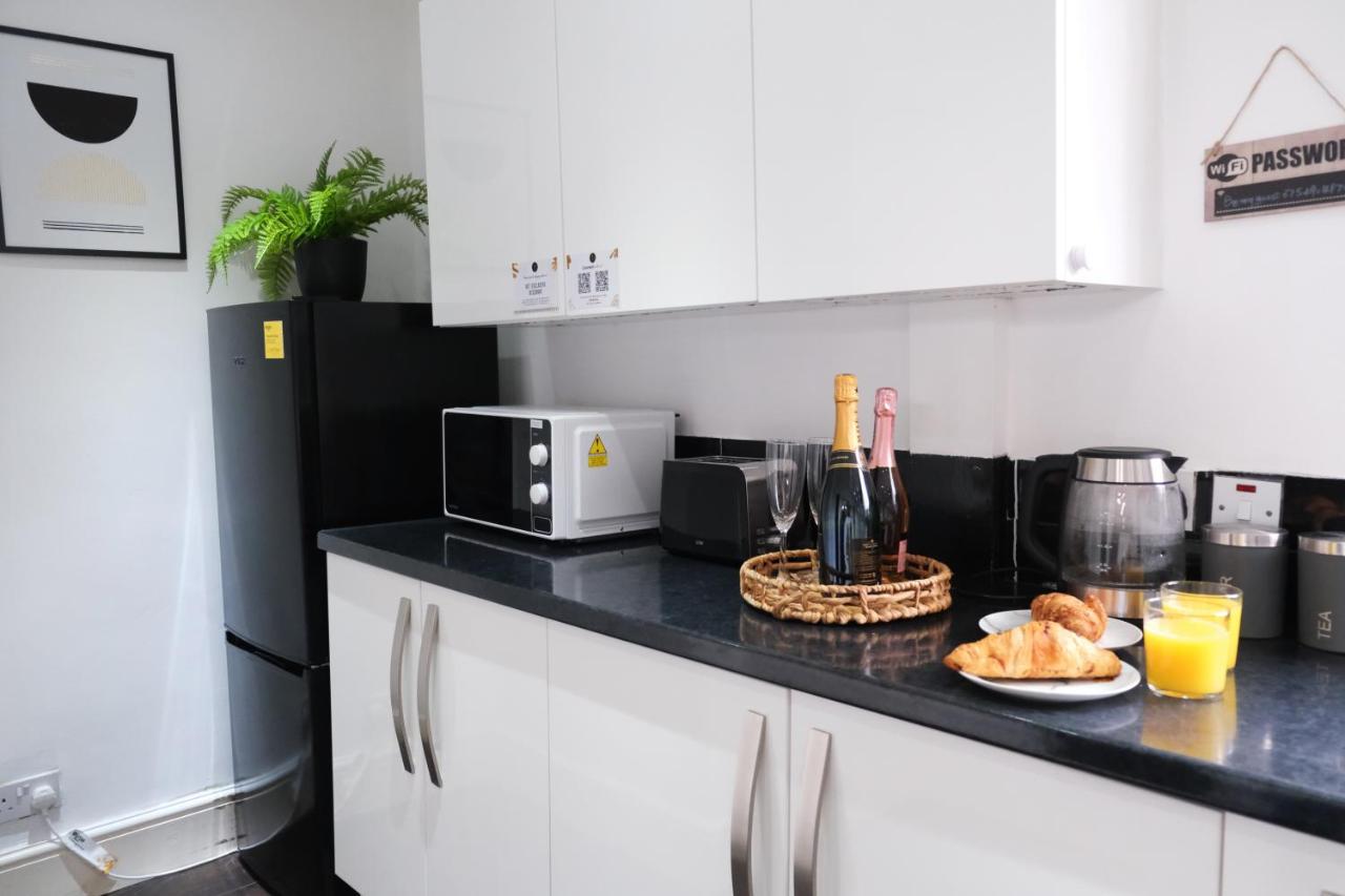 Bee Stays - Northway House Warrington  Luaran gambar
