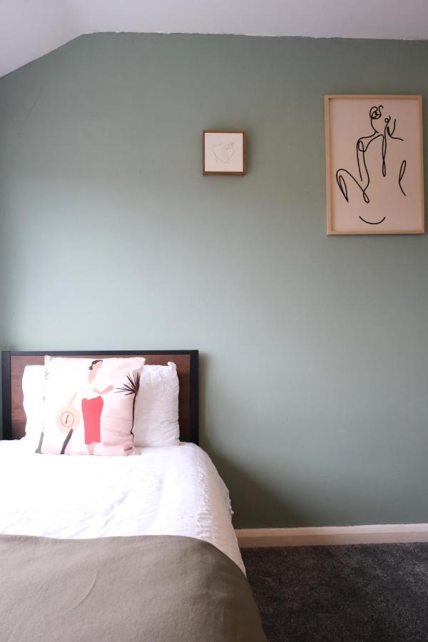 Bee Stays - Northway House Warrington  Luaran gambar